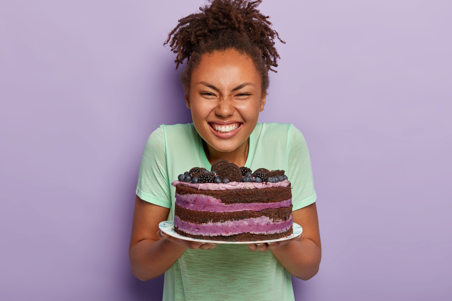 Happy cake delivery